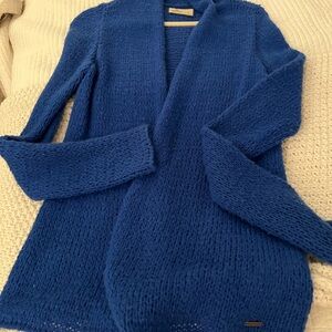 Hollister cardigan